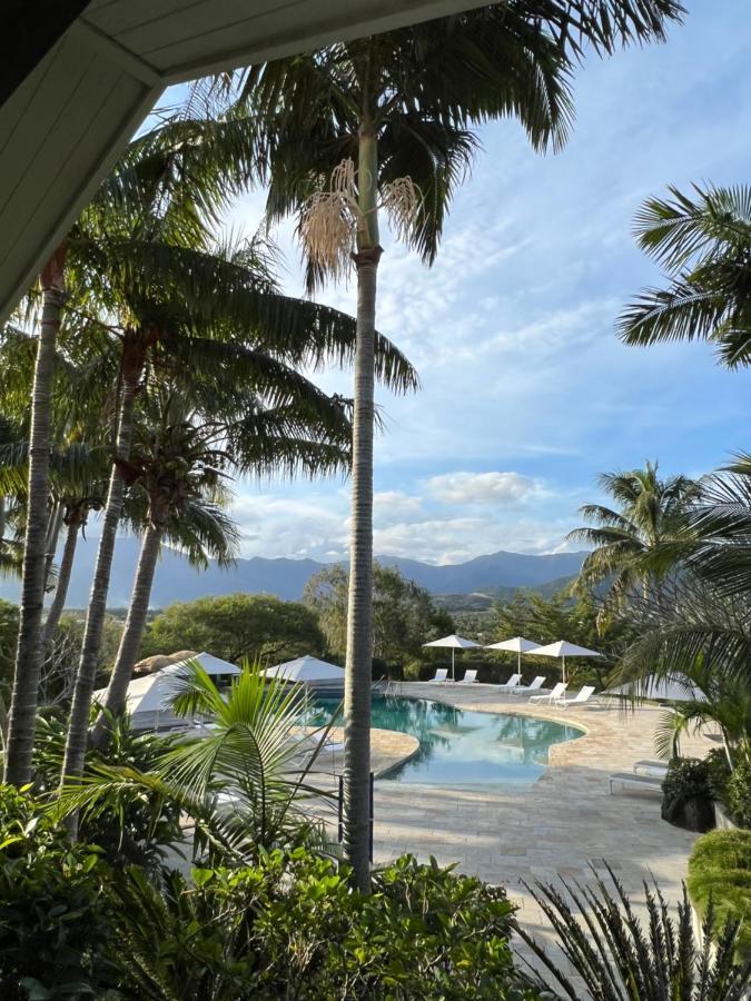 Rivland Resort Païta Eksteriør billede